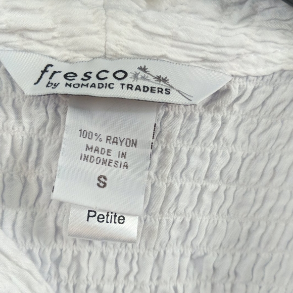 NWOT Cute white cardigan - Picture 4 of 6